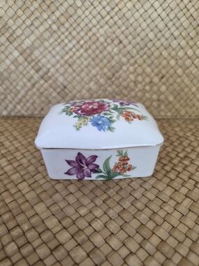 Porcelain Floral Trinket Box - White with Multicolor Flowers